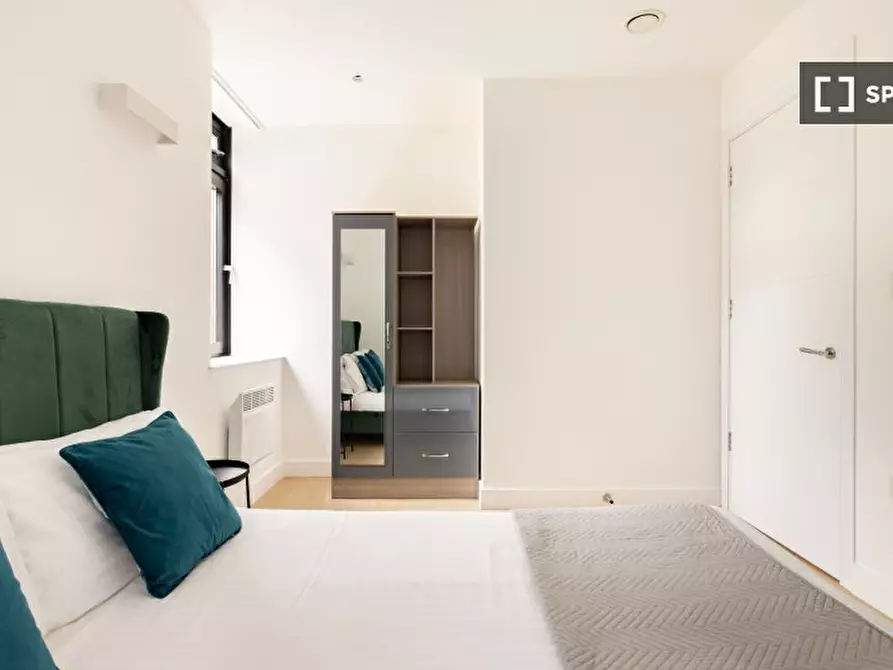 Immagine 14 di Appartamento in affitto  in Harlequin Ave a Hounslow