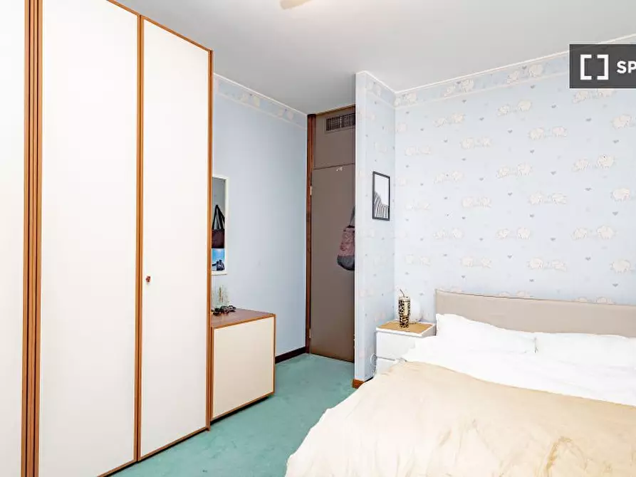 Immagine 4 di Camera condivisa in affitto  in Via Francesco Caracciolo a Milano