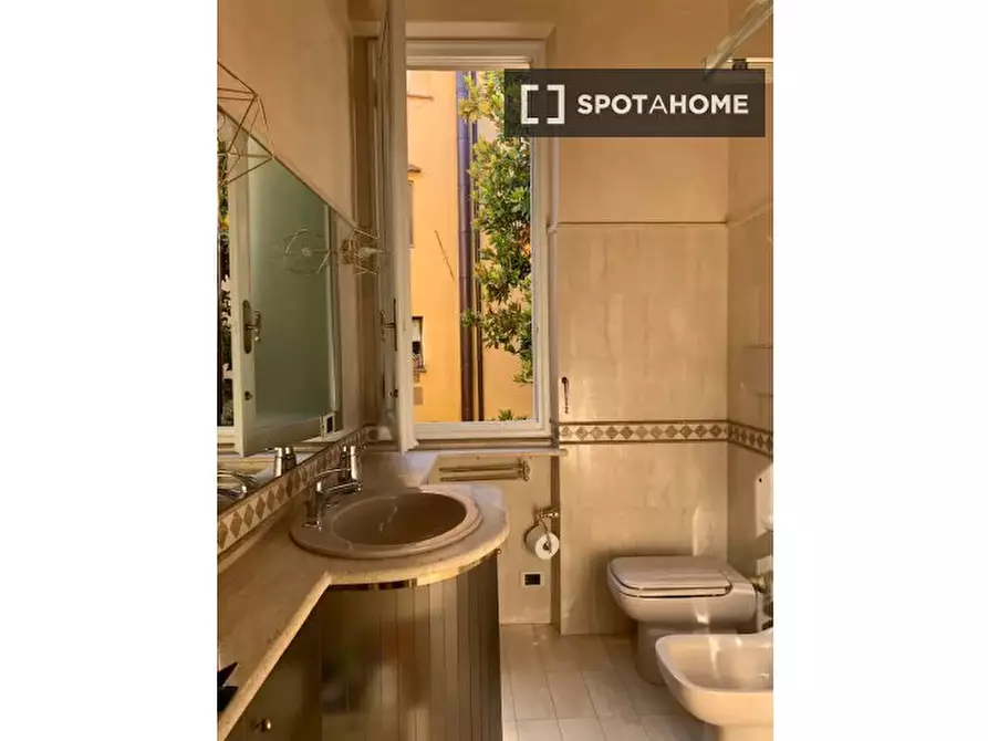 Immagine 12 di Ufficio in affitto  in Borgo Santi Apostoli a Firenze