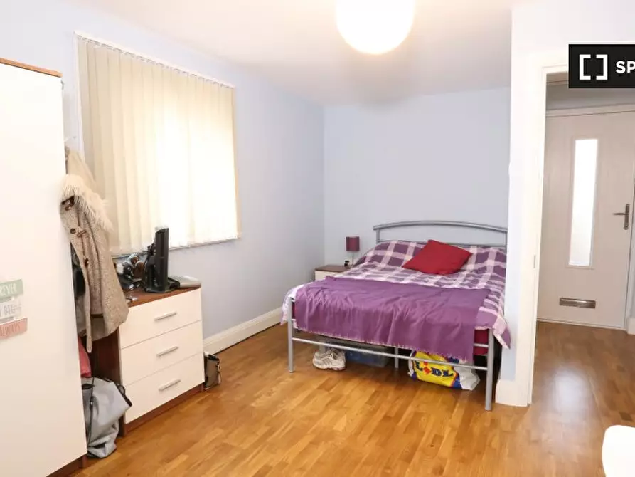 Immagine 8 di Camera condivisa in affitto  in British Street a Poplar