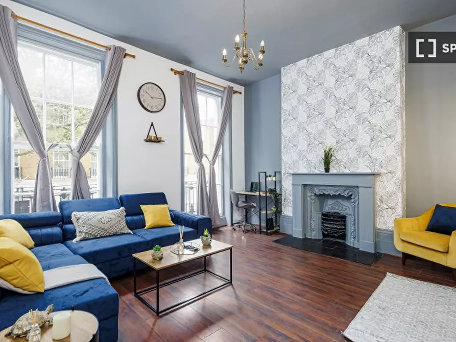 Immagine 2 di Appartamento in affitto  in A Swinton St a Camden Town