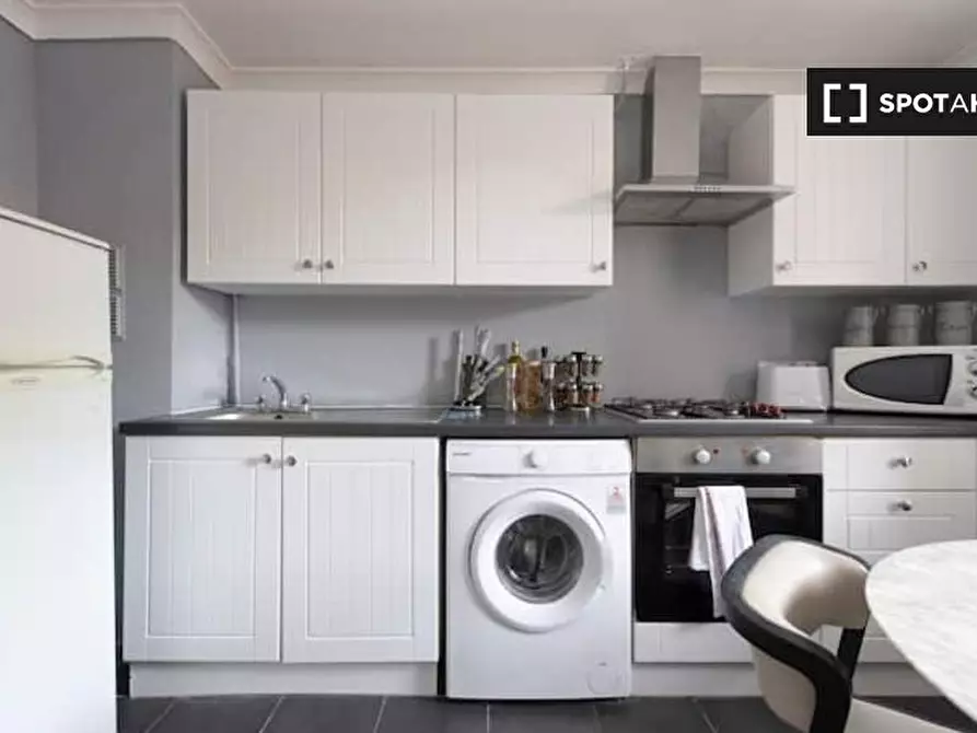 Immagine 12 di Appartamento in affitto  in Teviot St a Poplar