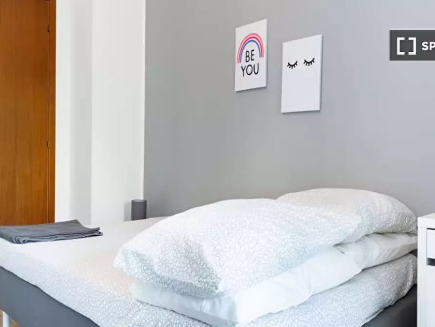 Immagine 3 di Camera condivisa in affitto  in Via fratelli Fraschini a Milano