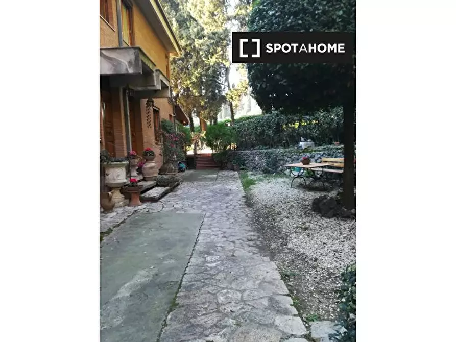 Immagine 18 di Camera condivisa in affitto  in Via del Beato Egidio a Perugia