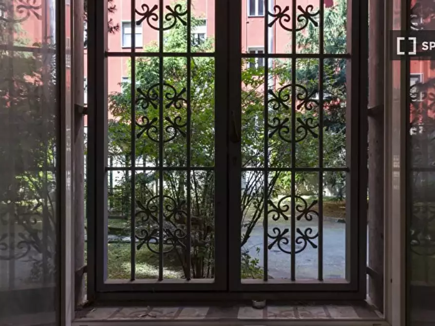 Immagine 10 di Appartamento in affitto  in Via Tavazzano a Milano