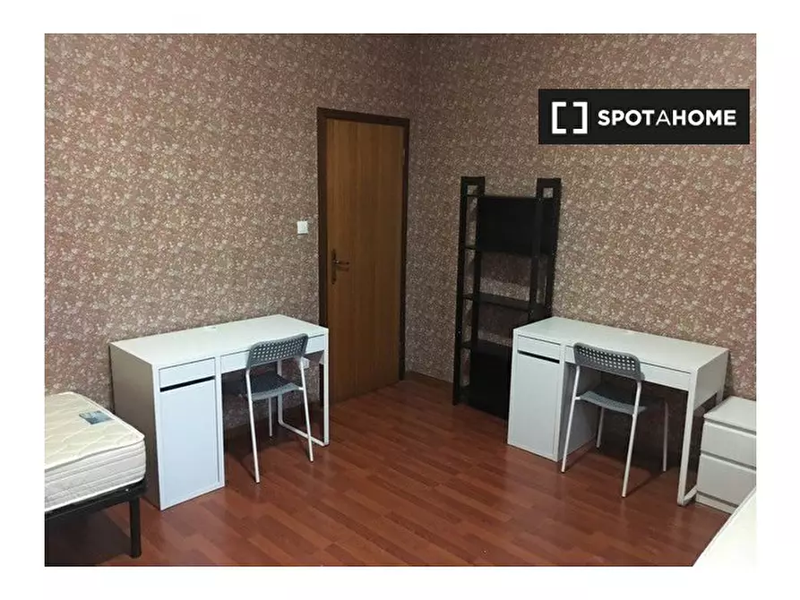 Immagine 4 di Camera condivisa in affitto  in Via Alfredo Protti a Bologna