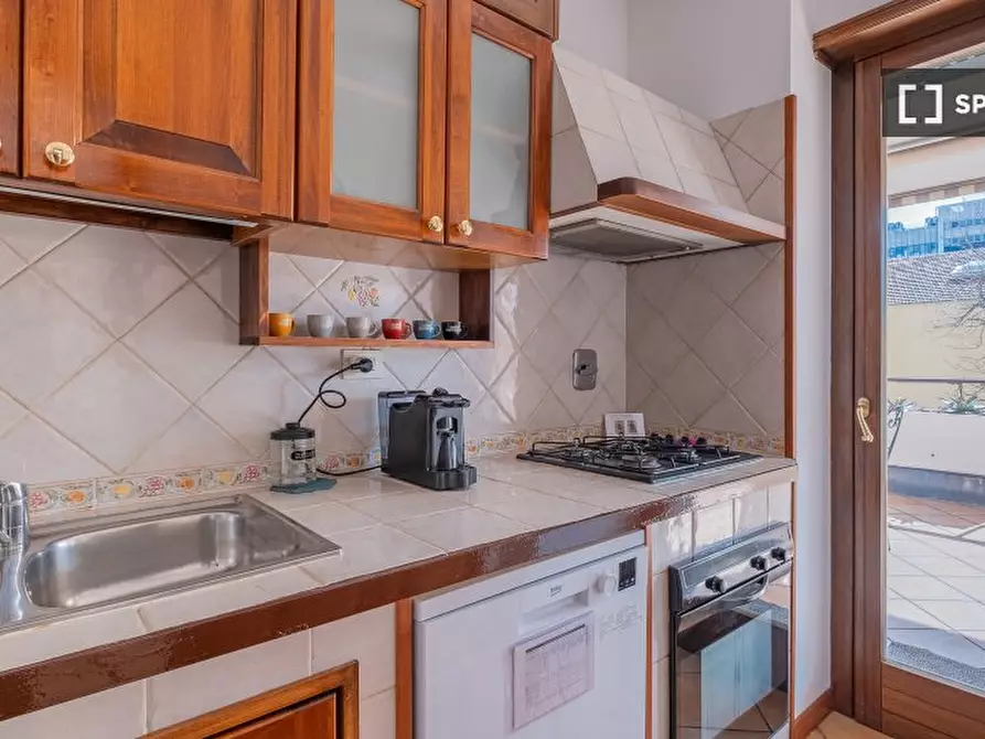 Immagine 5 di Appartamento in affitto  in Via Ostiense a Roma