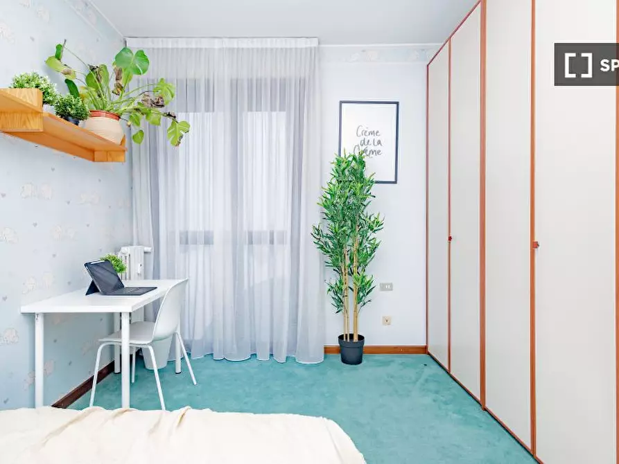 Immagine 5 di Camera condivisa in affitto  in Via Francesco Caracciolo a Milano