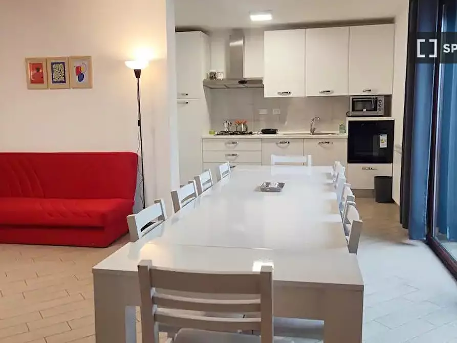 Immagine 17 di Appartamento in affitto  in via Giorgio Bassani a Roma