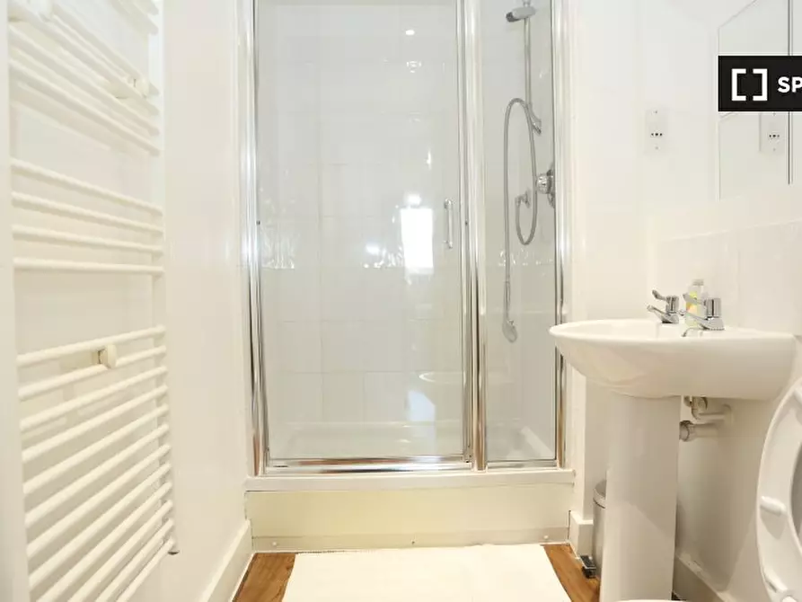 Immagine 15 di Appartamento in affitto  in Tideslea Path a Eltham