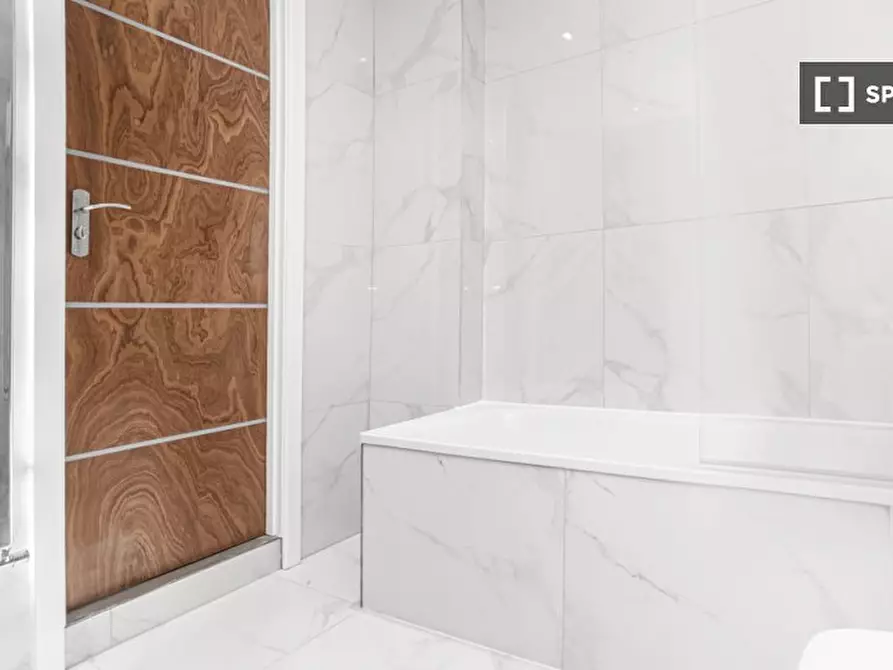 Immagine 7 di Appartamento in affitto  in flat a a Tottenham