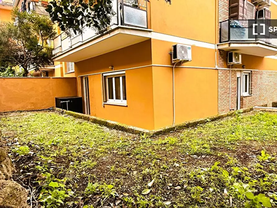 Immagine 8 di Appartamento in affitto  in Via Cardinal Salotti a Roma