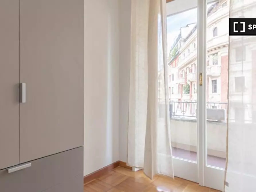 Immagine 5 di Camera condivisa in affitto  in Via Renato Fucini a Milano