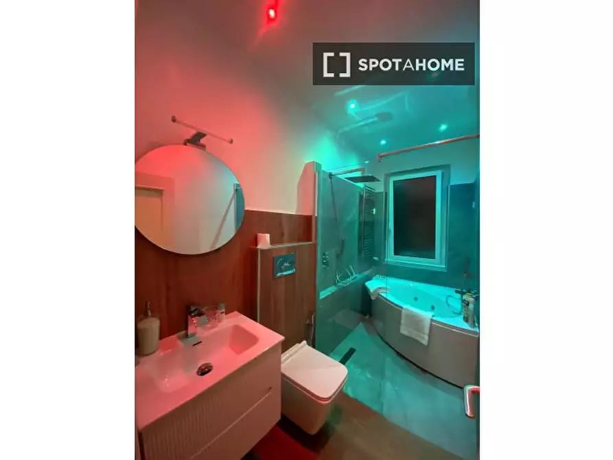 Immagine 13 di Appartamento in affitto  in Via Gabriello Chiabrera a Roma