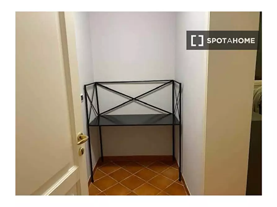 Immagine 13 di Appartamento in affitto  in Via Cavour a Roma