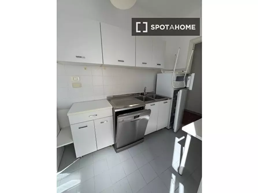 Immagine 5 di Appartamento in affitto  in Via degli Ortaggi a Roma