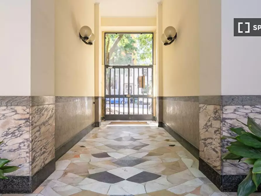 Immagine 3 di Appartamento in affitto  in Via Francesco Caracciolo a Milano