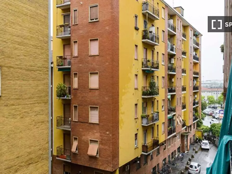 Immagine 18 di Camera condivisa in affitto  in Via Melchiorre Delfico a Milano