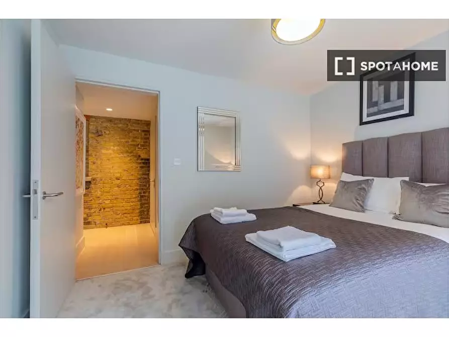 Immagine 7 di Appartamento in affitto  in Leather Ln a Camden Town