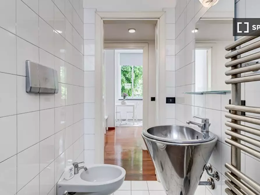 Immagine 6 di Appartamento in affitto  in Viale Beethoven a Roma