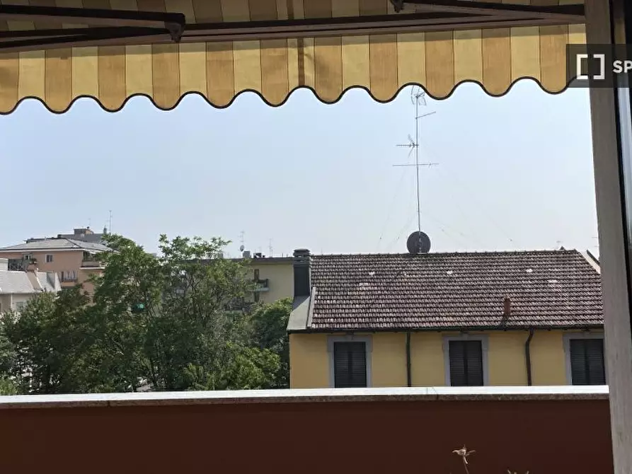Immagine 3 di Camera condivisa in affitto  in Via Varesina a Milano