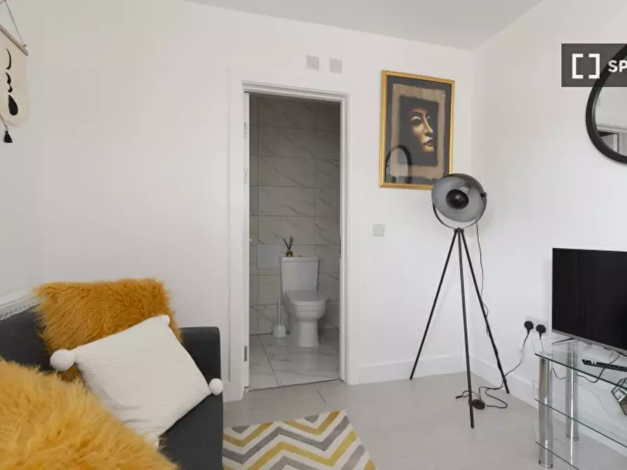 Immagine 11 di Appartamento in affitto  in flat a Tottenham