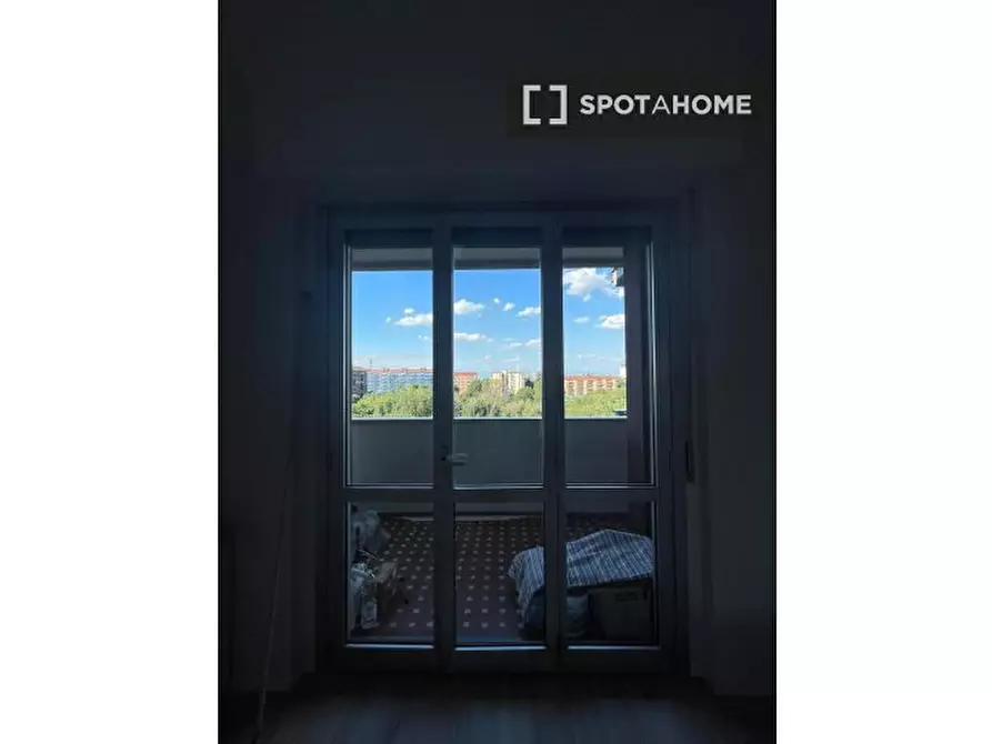 Immagine 19 di Camera condivisa in affitto  in Via Luigi Chiarelli a Milano