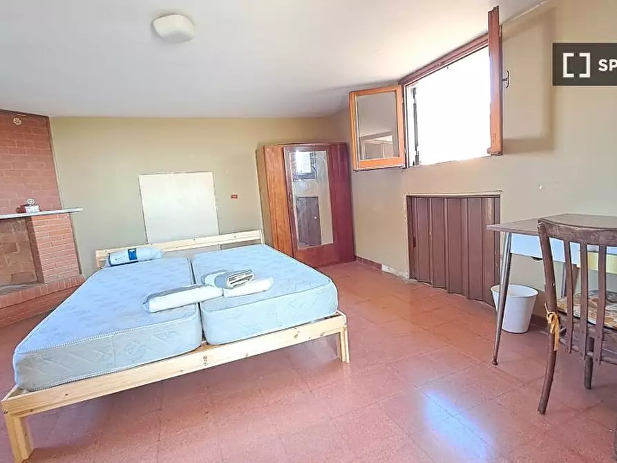 Immagine 3 di Camera condivisa in affitto  in Vicolo delle Lucarie a Roma