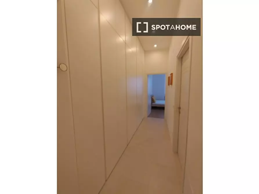 Immagine 13 di Appartamento in affitto  in Via Appia Nuova a Roma
