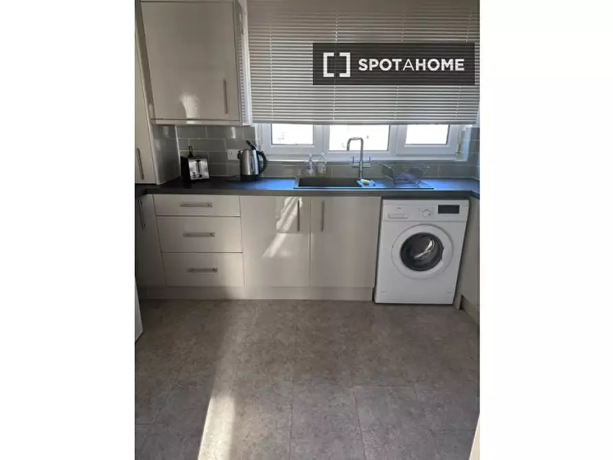 Immagine 4 di Appartamento in affitto  in Gibbins Road a Stratford