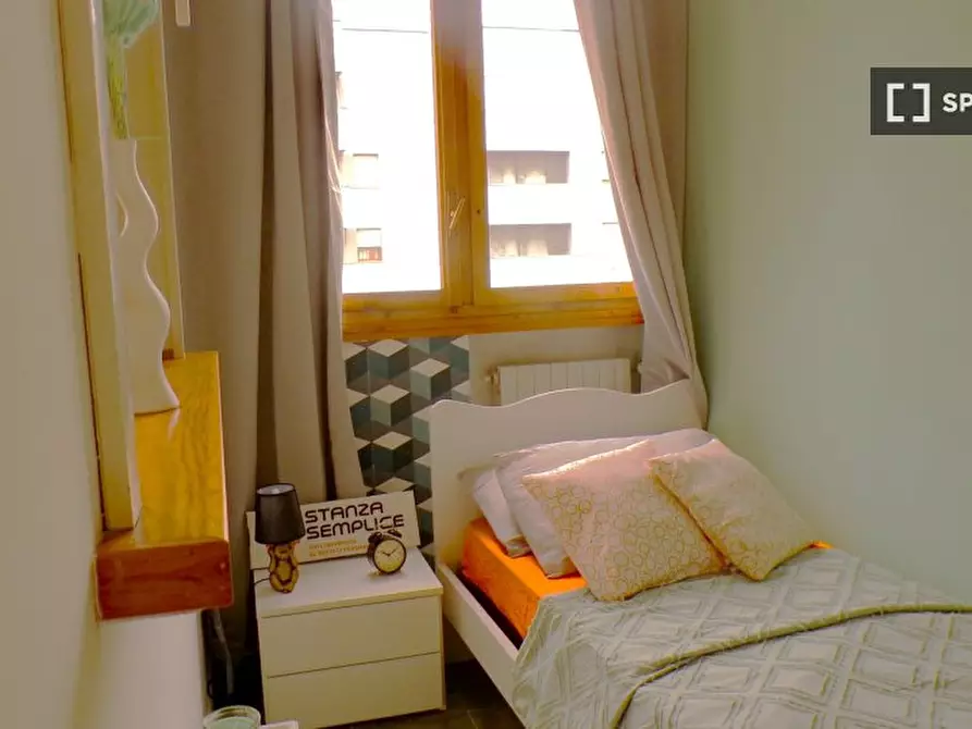 Immagine 15 di Camera condivisa in affitto  in Rodolfo Mondolfo a Bologna