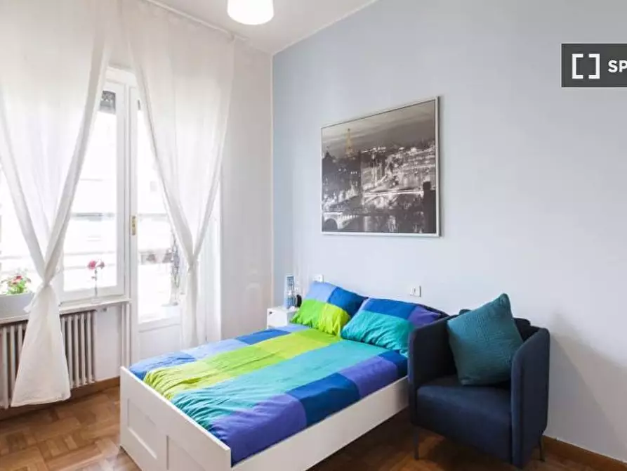 Immagine 1 di Camera condivisa in affitto  in Viale Emilio Caldara a Milano