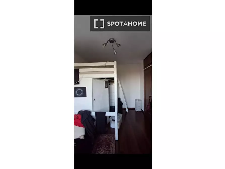 Immagine 2 di Camera condivisa in affitto  in via Treccani degli Alfieri a Milano