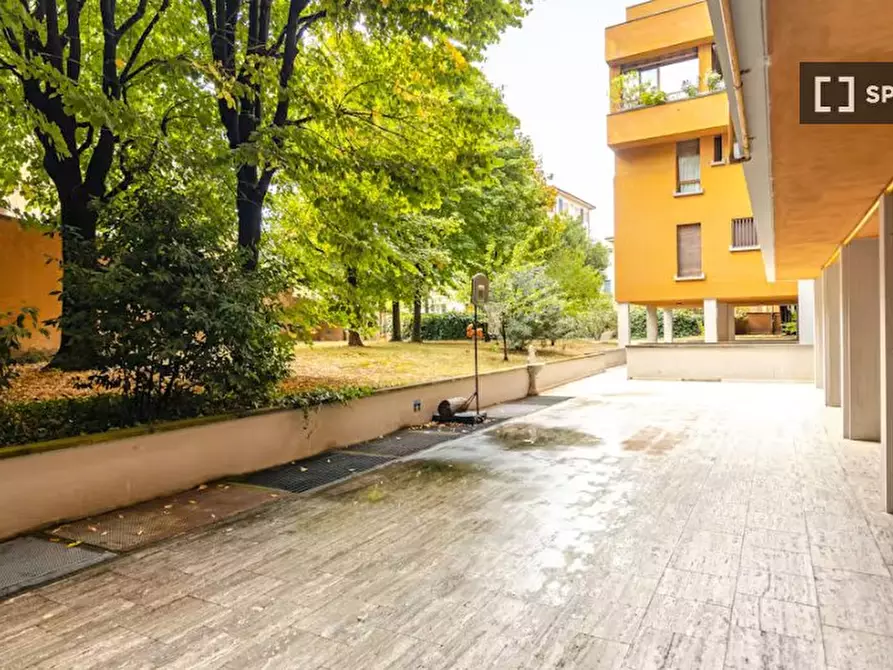 Immagine 18 di Appartamento in affitto  in Via Riva di Reno a Bologna
