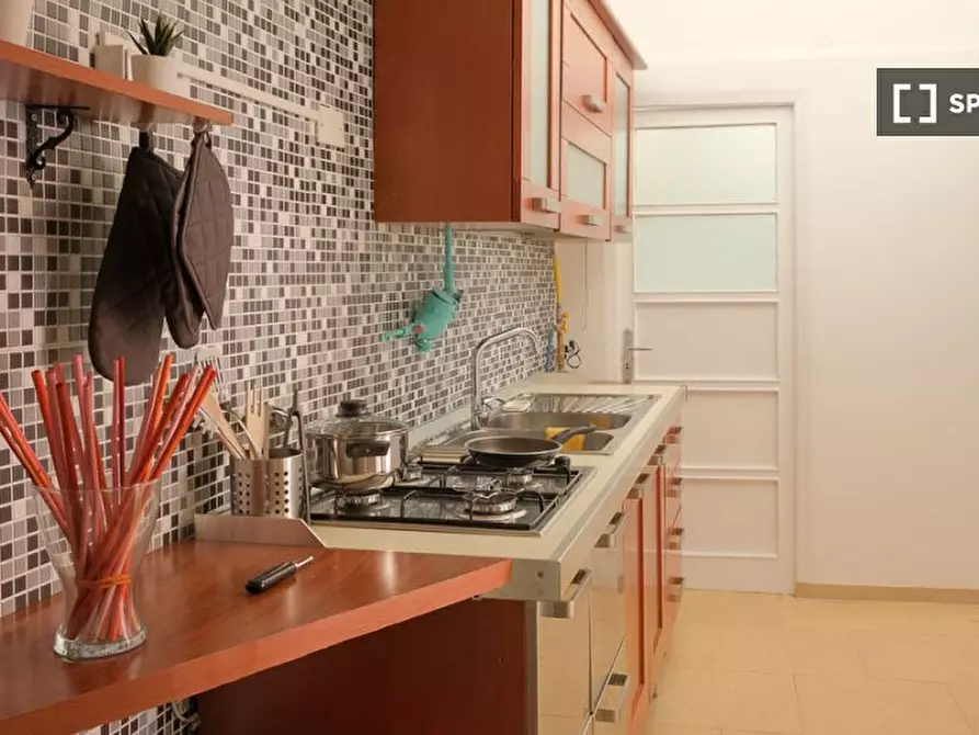 Immagine 7 di Camera condivisa in affitto  in Via Francesco Saverio Correra int. 15 a Napoli