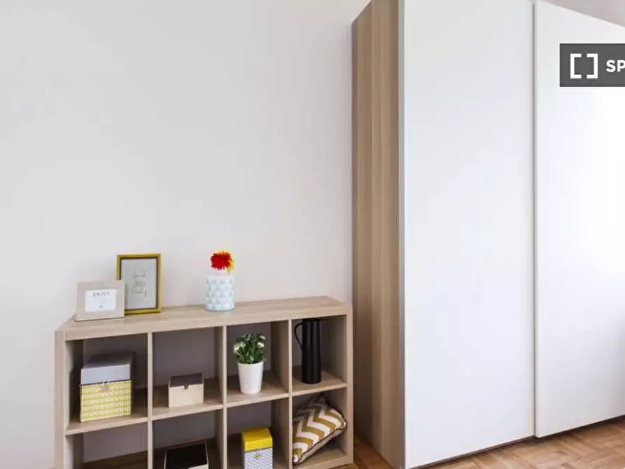 Immagine 4 di Camera condivisa in affitto  in Viale Emilio Caldara a Milano