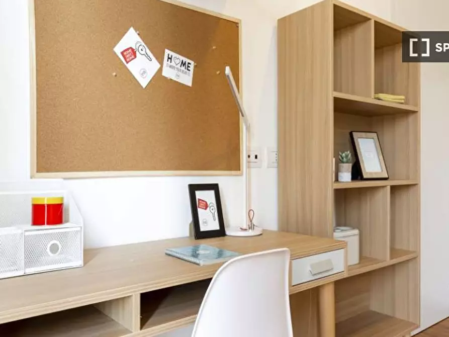 Immagine 5 di Camera condivisa in affitto  in Via Carmagnola a Milano