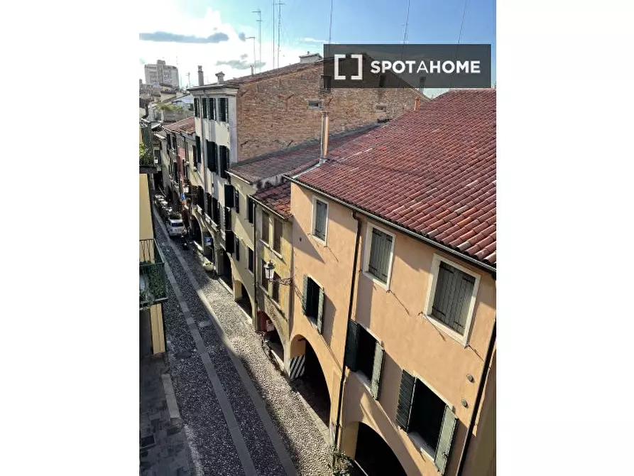 Immagine 7 di Camera condivisa in affitto  in Via Savonarola a Padova
