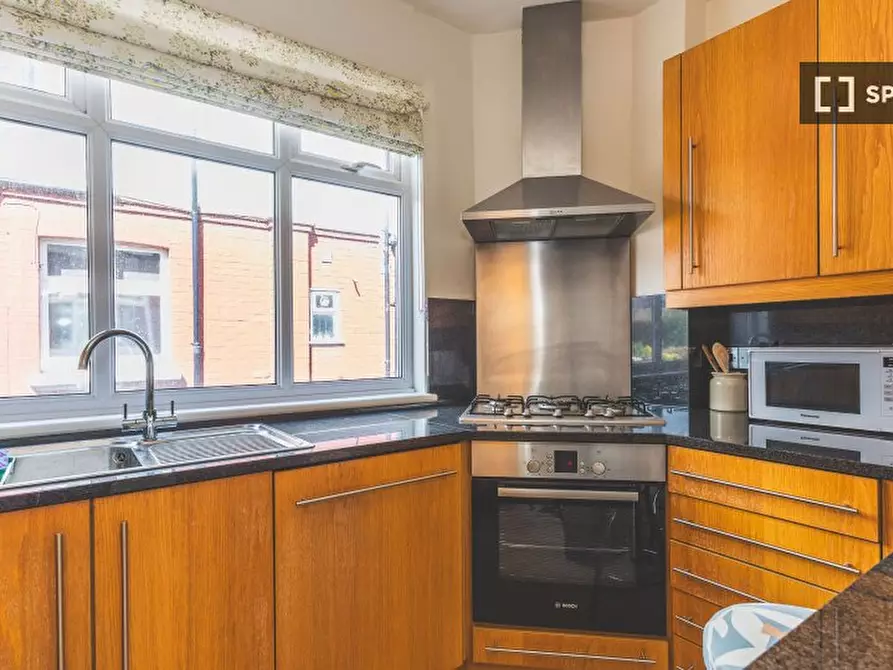 Immagine 13 di Appartamento in affitto  in Curzon Cres a Brent