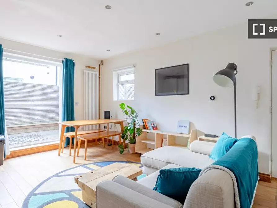 Immagine 13 di Appartamento in affitto  in Hollydale Rd a Camberwell