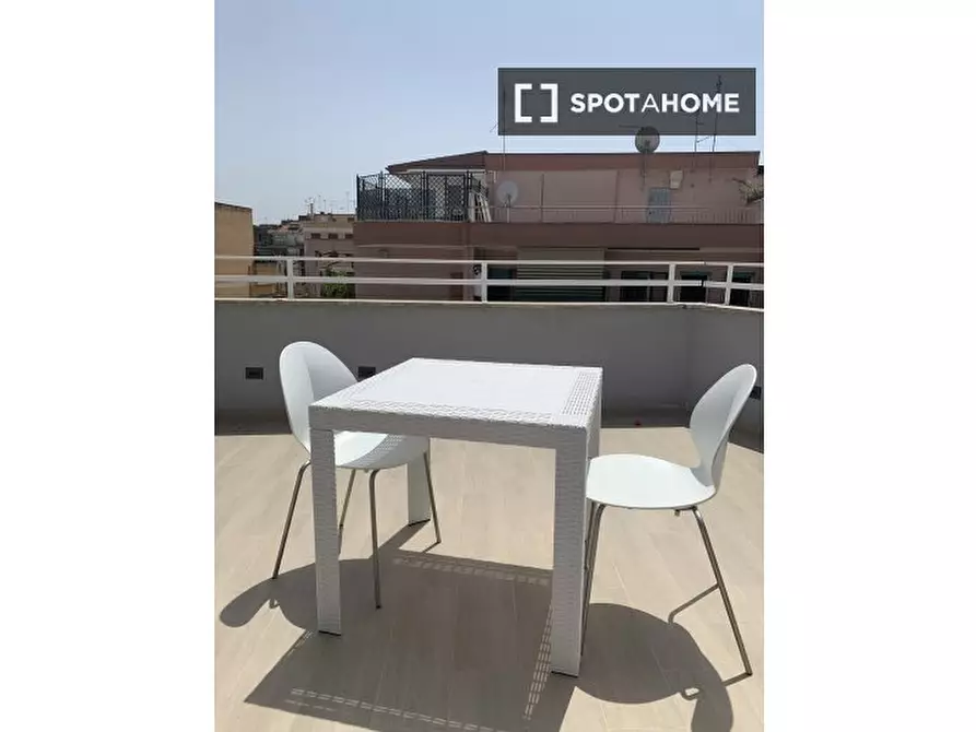 Immagine 14 di Appartamento in affitto  in Via Clemente X a Roma