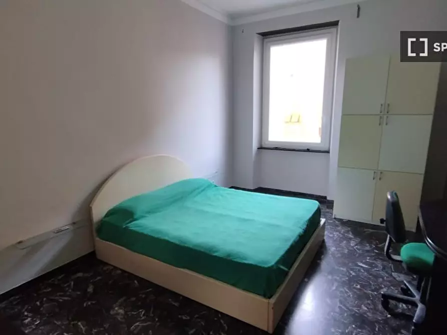 Immagine 5 di Camera condivisa in affitto  in Via Francesco Sivori a Genova