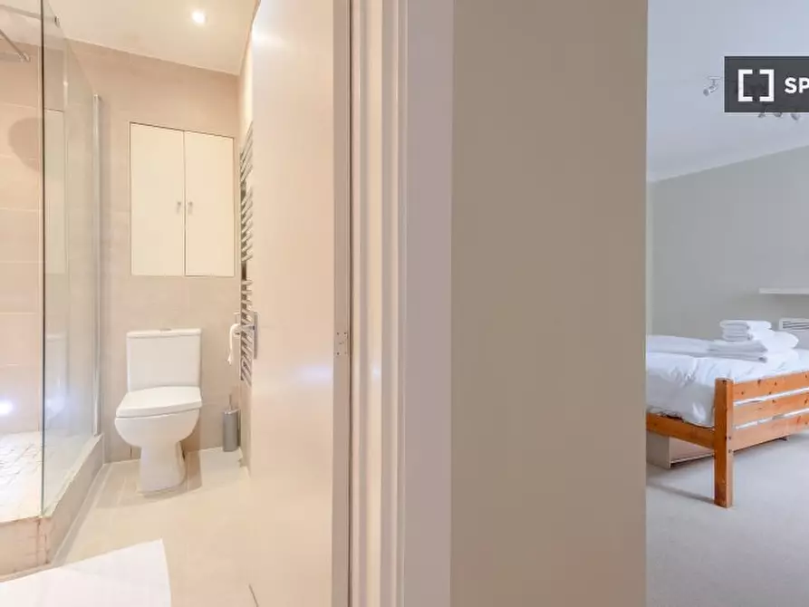 Immagine 16 di Appartamento in affitto  in flat a Paddington