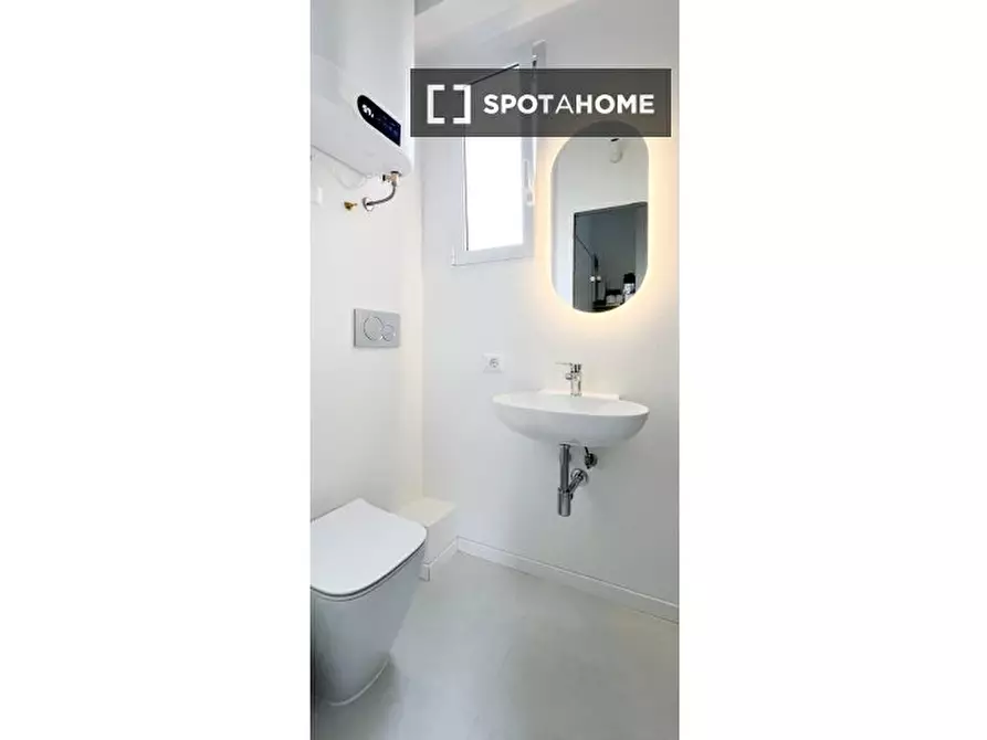 Immagine 3 di Camera condivisa in affitto  in Viale Molise a Milano