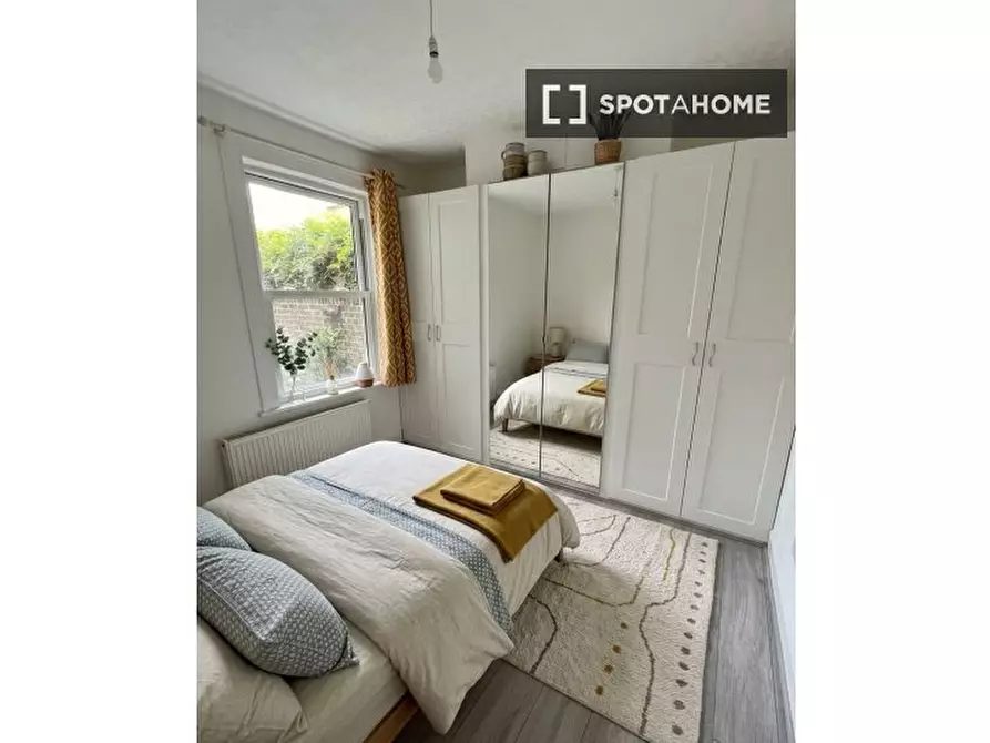 Immagine 4 di Camera condivisa in affitto  in Silverthorne Road a Lambeth