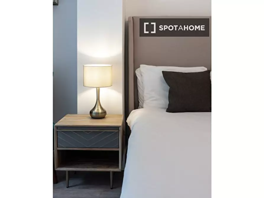 Immagine 16 di Appartamento in affitto  in Nevern Pl a Kensington