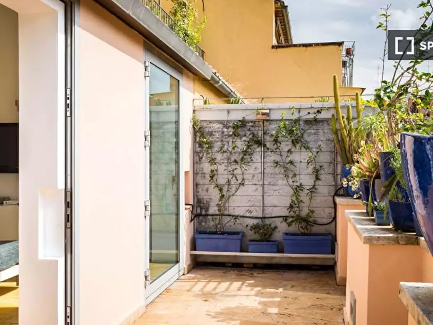 Immagine 4 di Appartamento in affitto  in Via Baccina a Roma