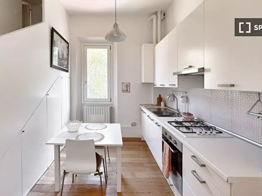 Immagine 2 di Ufficio in affitto  in Via dei Colli a Bologna