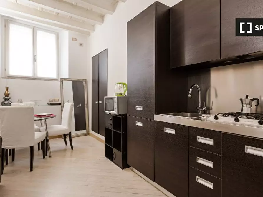 Immagine 2 di Appartamento in affitto  in Via Sant'Agnese a Milano