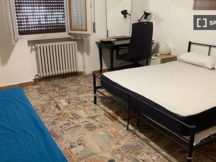 Immagine 2 di Camera condivisa in affitto  in Via Pietro Maffi a Milano